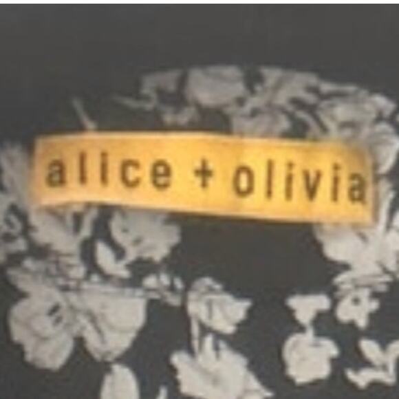 ALICE + OLIVIA Black and White Modern Floral Button Front Lightweight Romper XS - Picture 3 of 5